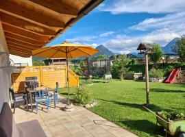 Ferienwohnung Zimmerle, Hotel in Pflach