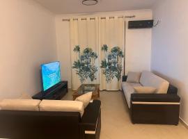 Entire Apartment near Air Albania, hotel v destinaci Tirane