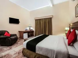 Townhouse Oak - Dayal - Lodge - A Boutique Hotel