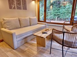 Remanso del Bosque - Maiten Cabin, hotel v destinaci Villa La Angostura