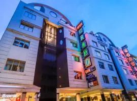 Hotel Grand Godwin Near New Delhi Railway Station