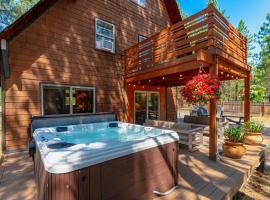 Juniper & Pine, a Lodge-Style Cabin in Sisters, OR, chalet de monta&ntilde;a en Sisters