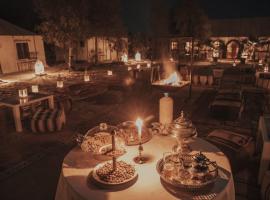 Nour Luxury Camp, hotel con parking en Merzouga