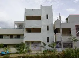 Sivan Paadham Nilayam Guest House