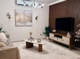 Cozy and Beautiful, 3 Bedroom Apartment Home
