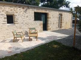 La petite Maison du Manoir de La Grande Vigne, hotel di Mayenne