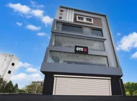 Hotel O SSR Grand