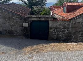 Casa da Costinha, hotel in Cinfães