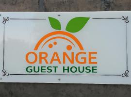 Orange Guest House, hotel i Nusa Dua