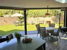 Seven Seas Holiday Home