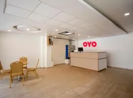Capital O V Hotel