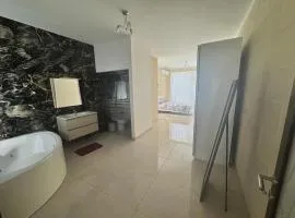 Private Double Room with Jacuzzi