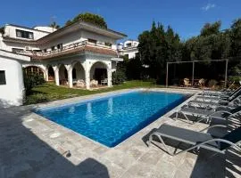 Villa Allyson Boutique Guesthouse
