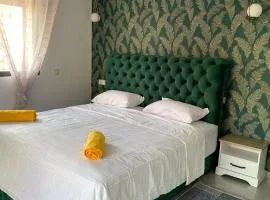 Charming Stay , Peace & Comfort