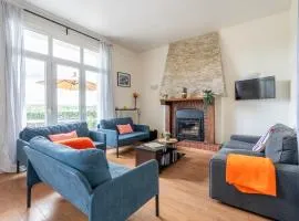 Appart 10personnes Terrasse vue Loire, Parkings Voitures Vélos,10min Centre Blois,40min Zoo Beauval