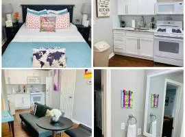 Witte Wonderland - Separate Garage Apartment!!
