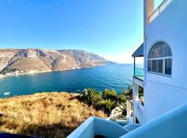 Blue Horizon Suite