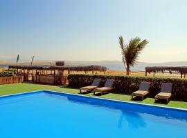 Bamboo Paracas Hotel