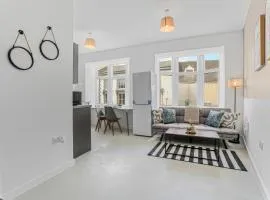 Urban Abode - City Contemporary