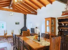'Perithyron', Konstantina's House, Old Perithia - An Authentic stone Retreat in Corfu's most Historic Village