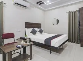 FabHotel White House Leo