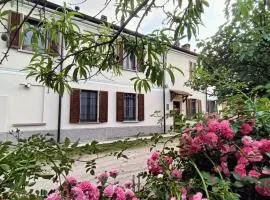 B&B Borgo Tre Case - WiFi e parcheggio