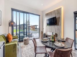 Lodge Six - Uk42798, hotel in Llangefni