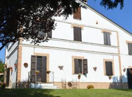 Antico Casale Fossacieca, hotel económico en Civitanova Marche
