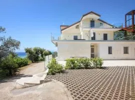 Lovely Apartment In Agropoli With Wifi