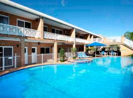 The Hermitage Motel - Campbelltown: Campbelltown, Campbelltown Station yakınında bir otel