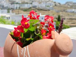 Pension Ilias - Chora Amorgos, hotelli kohteessa Amorgós