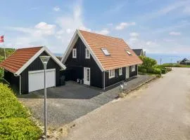 Amazing Home In Spøttrup