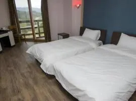 Hyundai Elliot Hotel and Resort