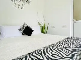 Hikka Heaven Guest House