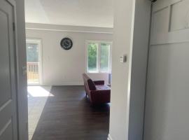 Spacious family house, hotel i Port Dover