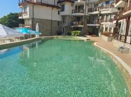 Апартамент Ломбарди-Балчик