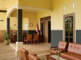 Bougenville Homestay