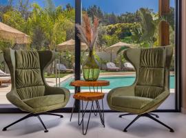 Costas Luxury Villas - Athena's Villa, hotell i Koskinou