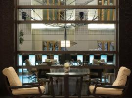 Esperos Palace Luxury & Spa Hotel, hotel dengan parking di Kastoria