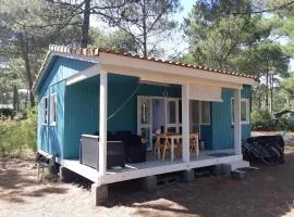 LOUE JOLI CHALET EN BOIS -POUR 2 PERSONNES AU CHM de MONTALIVET Centre Naturiste à partir de 90 euros la nuitée