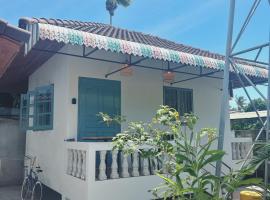 Cozy House blue in Fisherman's village, Hotel in Bophut