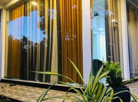 Ops Poinix Hotel, hotel v destinaci Weerawila