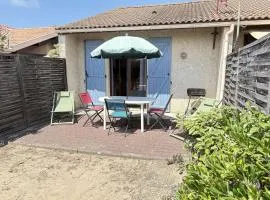 Charmante maison mitoyenne à Biscarrosse Plage, proche de la mer pour des vacances en famille - FR-1-831-9