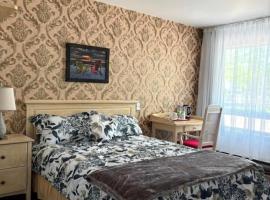 Motel Le Villageois Du Lac, hotel con bañera de hidromasaje en Saint-Francois-du-Lac