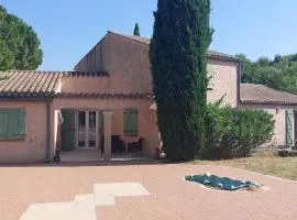 Villa Nizas Enchantée