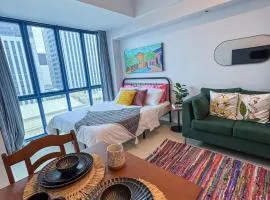 VIDA VERDE at 38 Park Avenue - 5 minutes walk to Ayala Central Bloc, with Infinity Pool, Fast Wi-Fi, Gym, & City Views inside Cebu IT Park