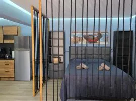 26 Villa Katerina, Elani