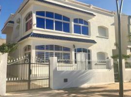 Beach Boulevard Luxury Villa，薩伊迪耶的豪華飯店