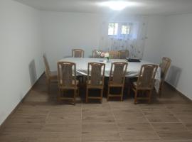 Ivan's House Cornereva, hotel a Cornereva