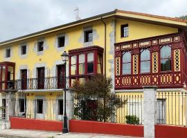 La Casona Otañes HABITACIONES & APARTMENTS CASTRO URDIALES, hotel v destinaci Otañes